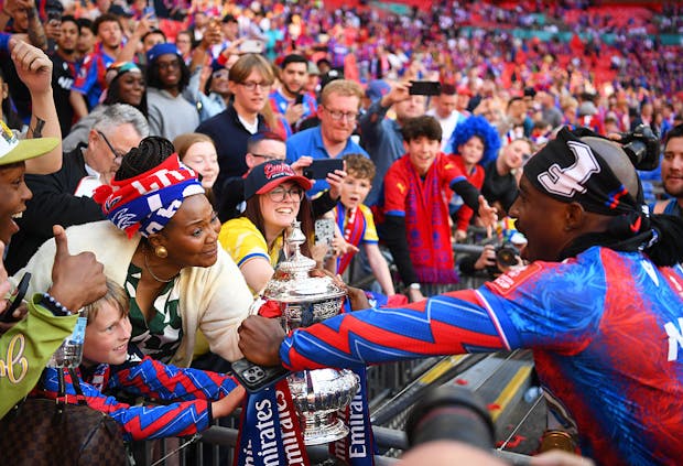 (Mike Hewitt/Getty Images)